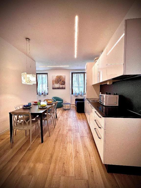 Welcome Traveller Amore Apartments Бардолино Экстерьер фото